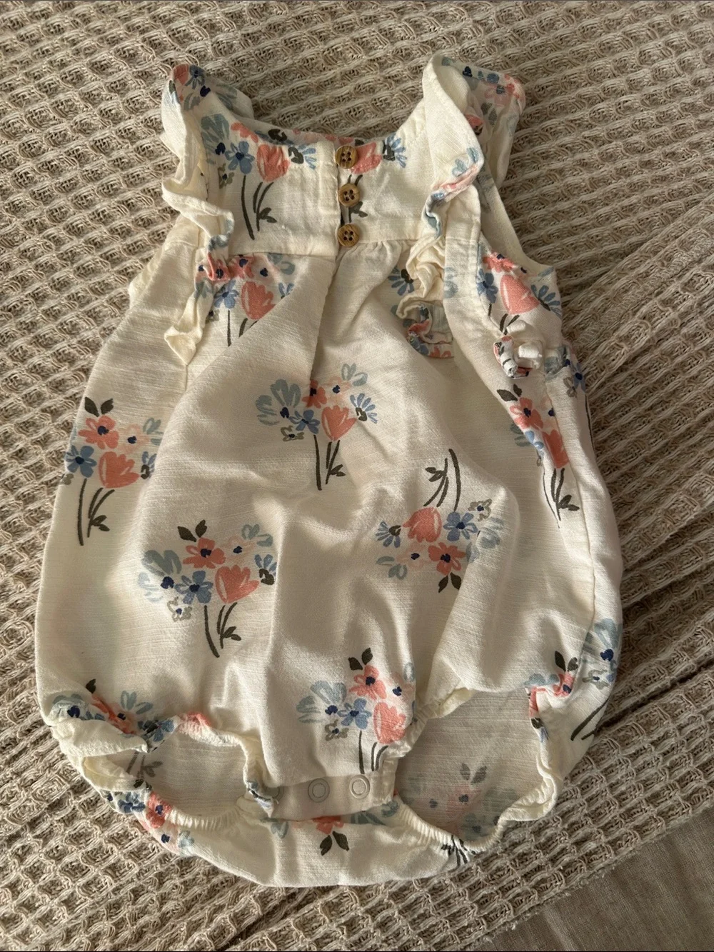 Bundle of 6 baby girl outfits